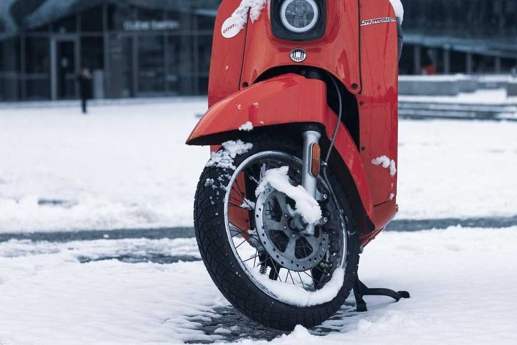 You are currently viewing How to Protect Motorcycles In Winter: Bikers Take Notes!