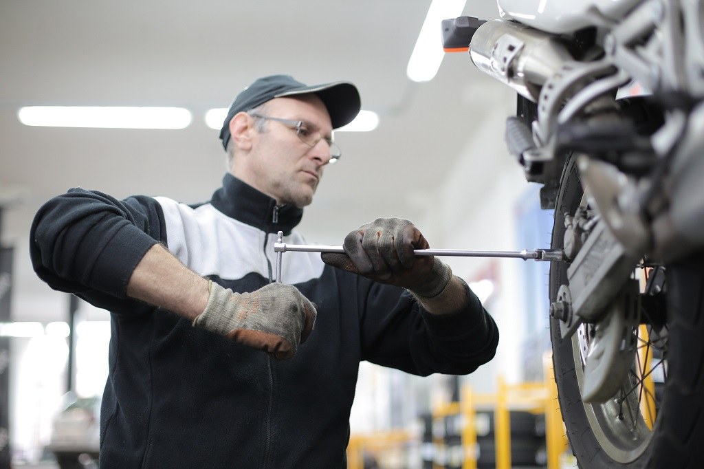 motorcycle tire maintenance