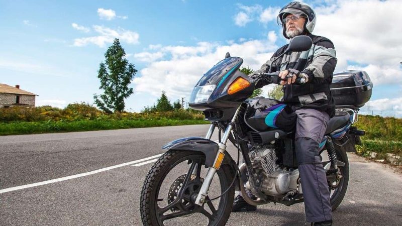 How Do I Choose a Motorcycle Jacket for Long Distance Riding