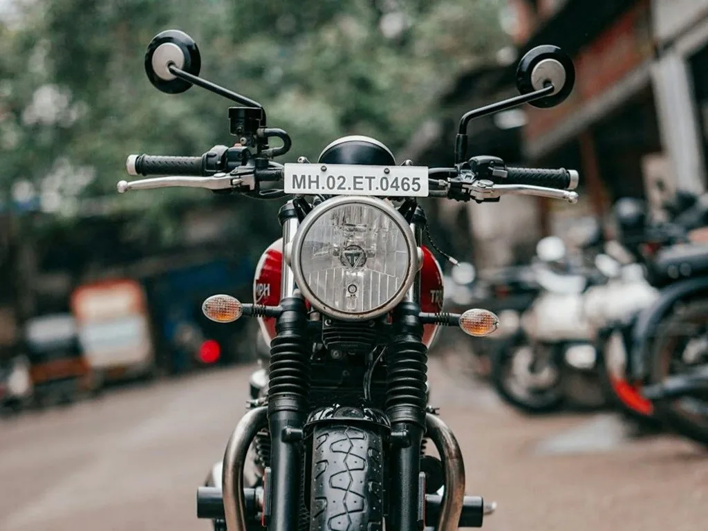 Read more about the article Best Motorcycle Handlebar Bar End Plugs