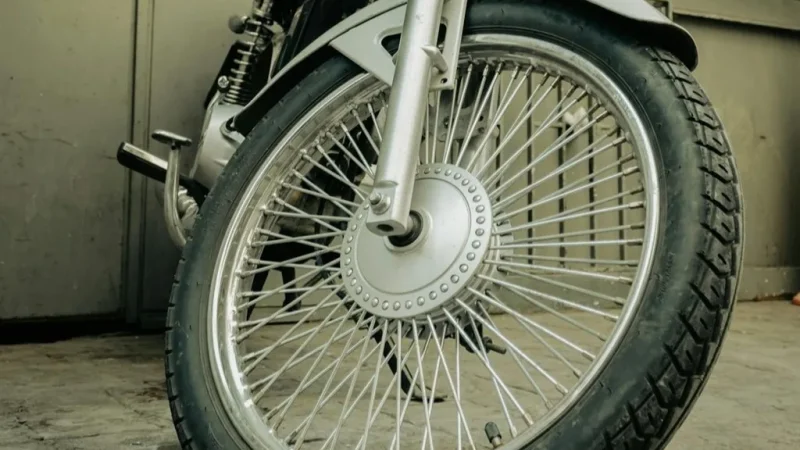 Home 6 are spoked motorcycle wheels dangerous