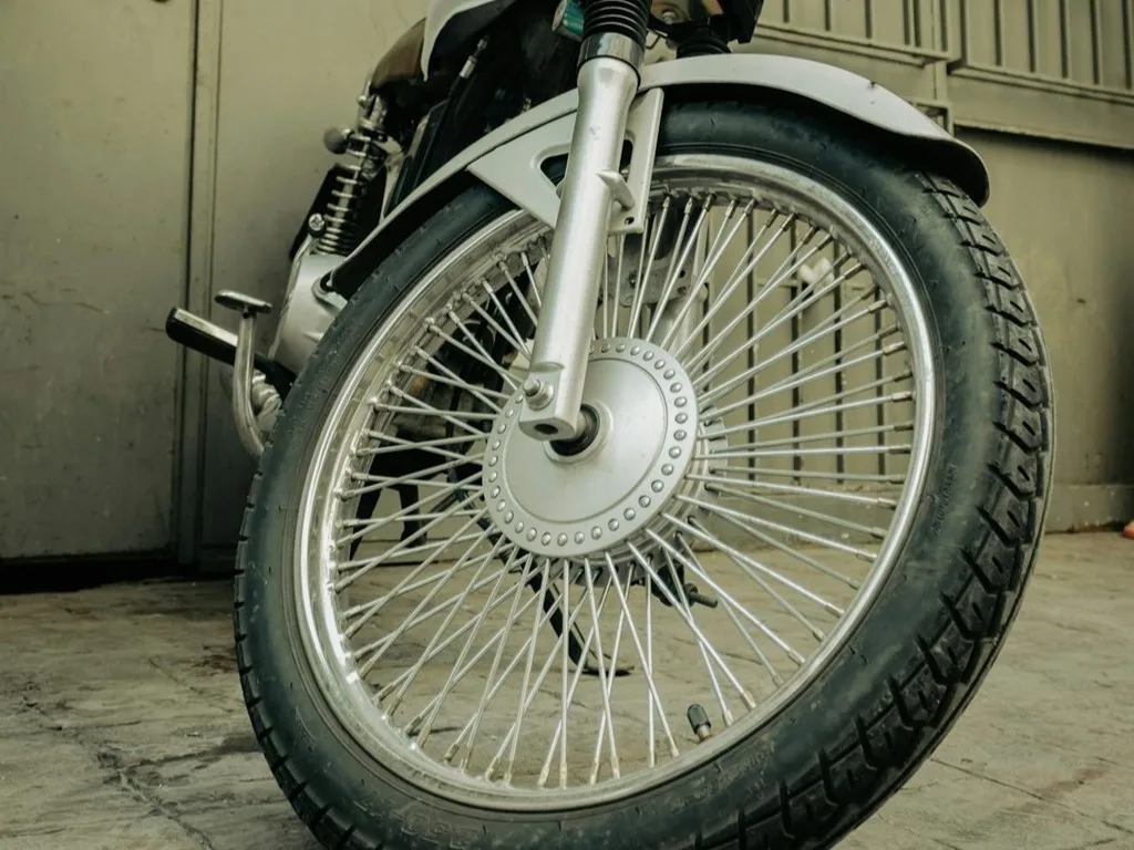 You are currently viewing Are Spoked Motorcycle Wheels Dangerous?
